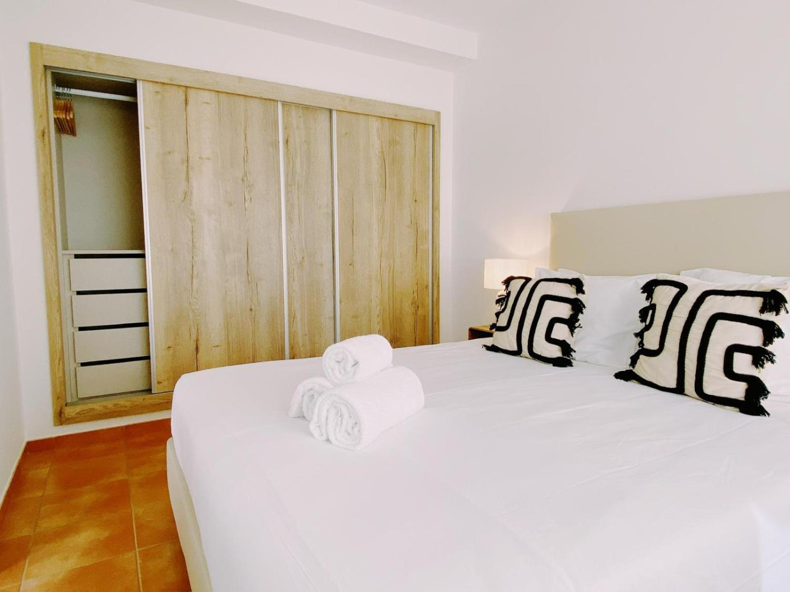Beach Apartment Gabriela With Pool Porches  Exterior photo